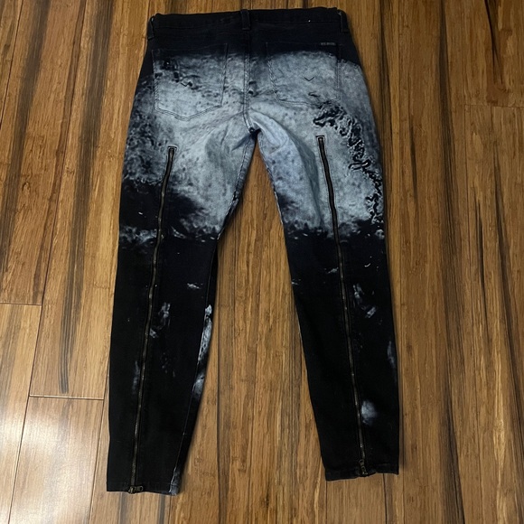Hudson Super Skinny Jeans Rare Edition Skull Print, Size 30 - Picture 5 of 13